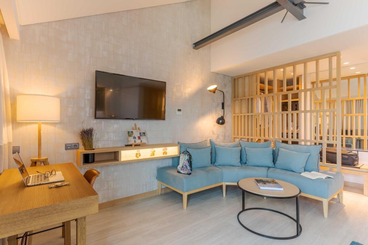 Pestana Douro Riverside - Preferred Hotels & Resorts, Lifestyle Valbom  Екстериор снимка A living room at the hotel