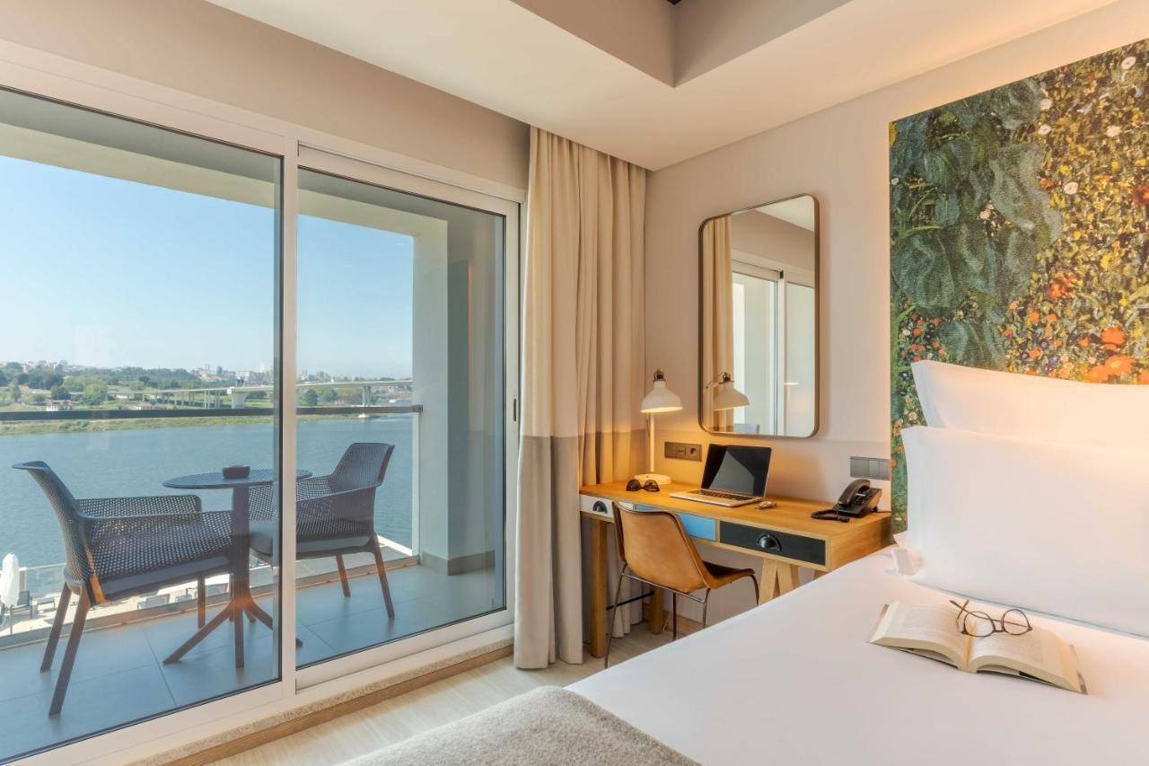 Pestana Douro Riverside - Preferred Hotels & Resorts, Lifestyle Valbom  Екстериор снимка A room at the hotel