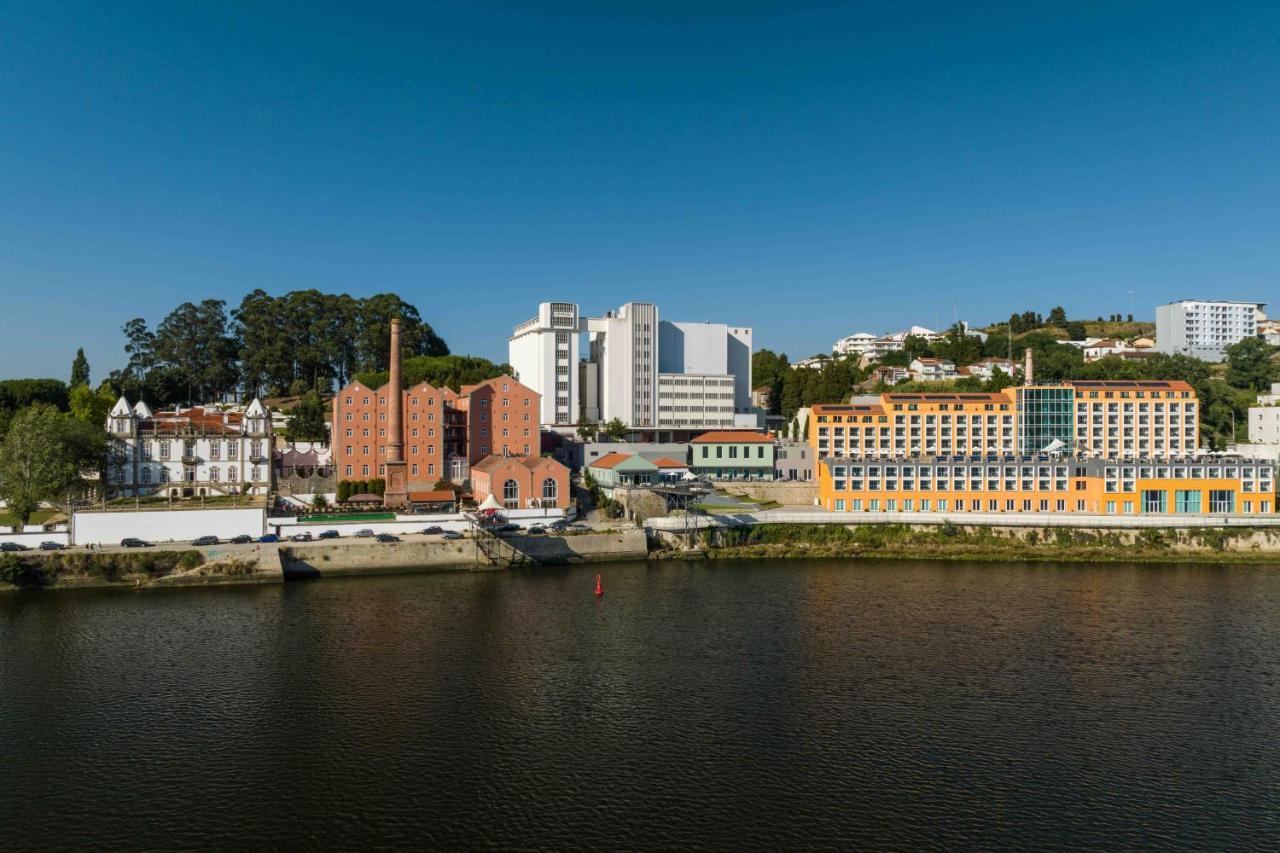 Pestana Douro Riverside - Preferred Hotels & Resorts, Lifestyle Valbom  Екстериор снимка The campus of the University of Vigo, in Pontevedra.