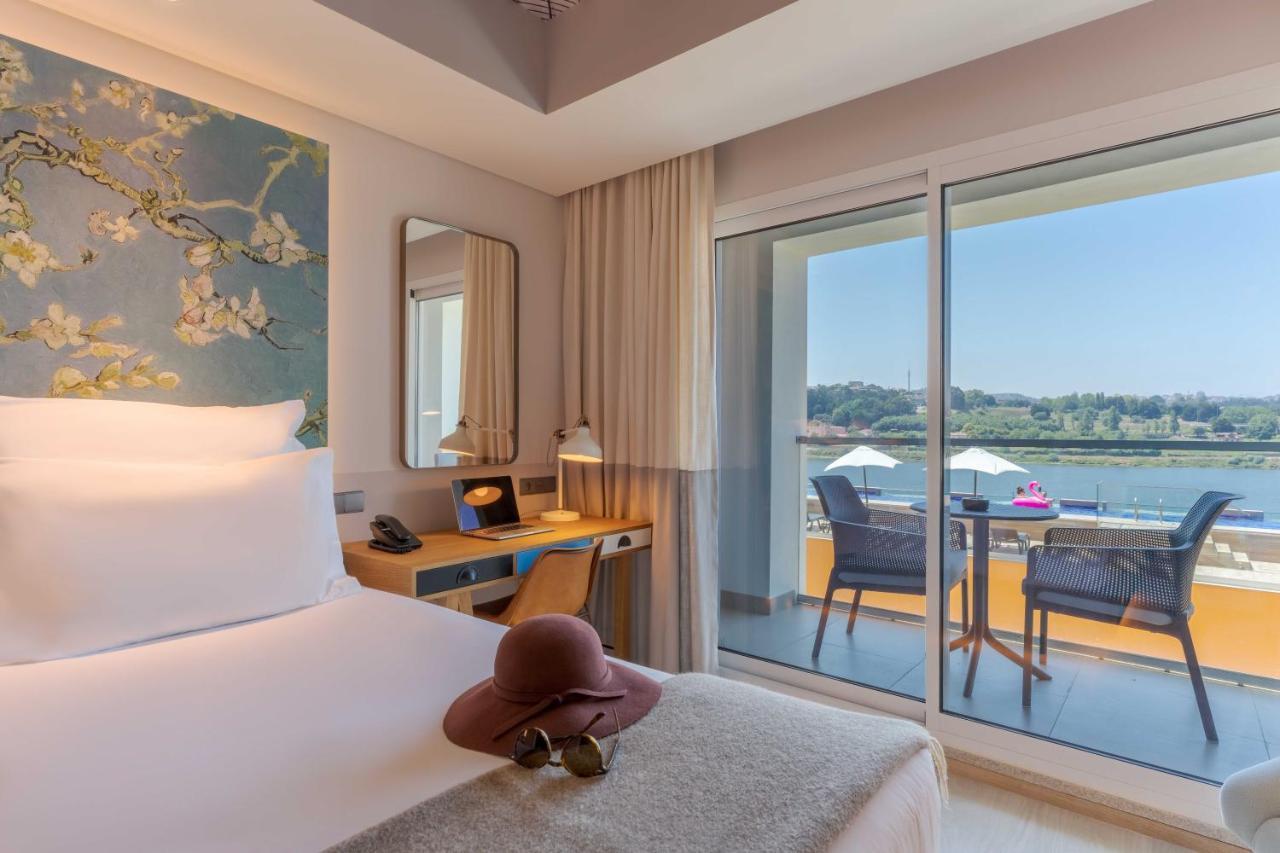 Pestana Douro Riverside - Preferred Hotels & Resorts, Lifestyle Valbom  Екстериор снимка Deluxe Room with Lake View